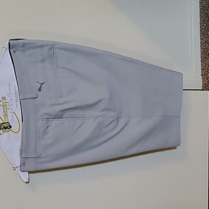 Men's PUMA Grey Flat Front Golf Shorts Size 34